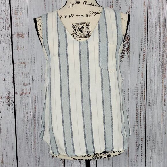 THE NINES Blue & Cream Striped Medium Button Back Boho Chic V-Neck Blouse Tunic - Picture 2 of 8
